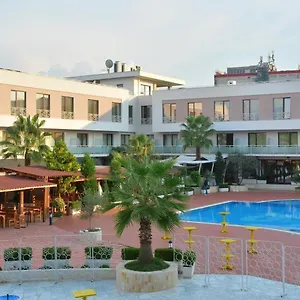 Resort Te Stela Yrsheku
